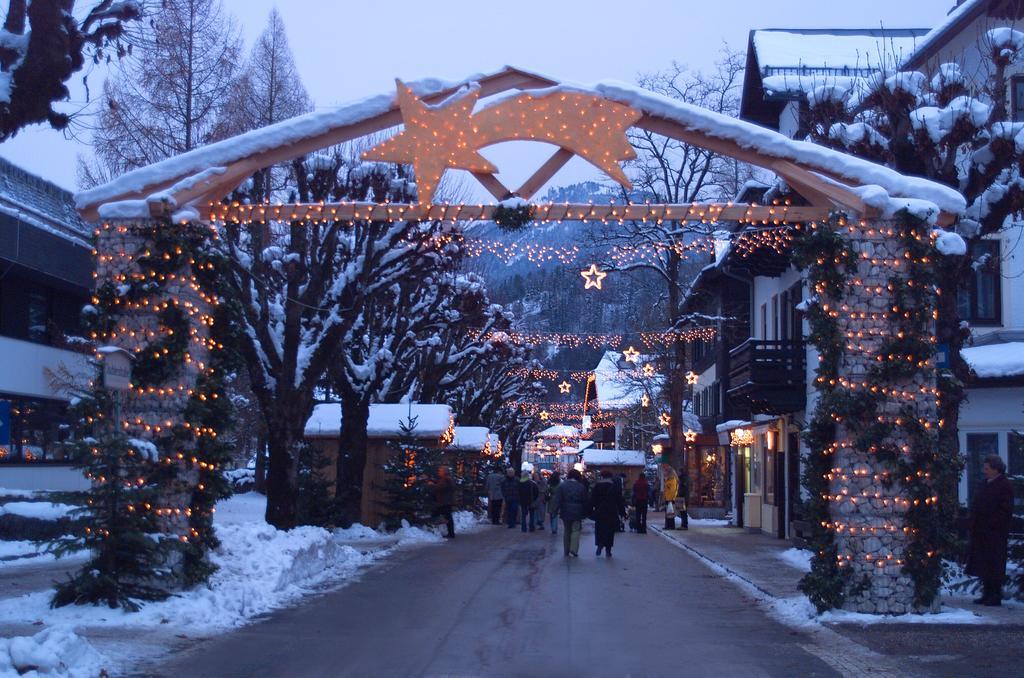 Hotel Seehang Garni Sankt Wolfgang im Salzkammergut Bagian luar foto