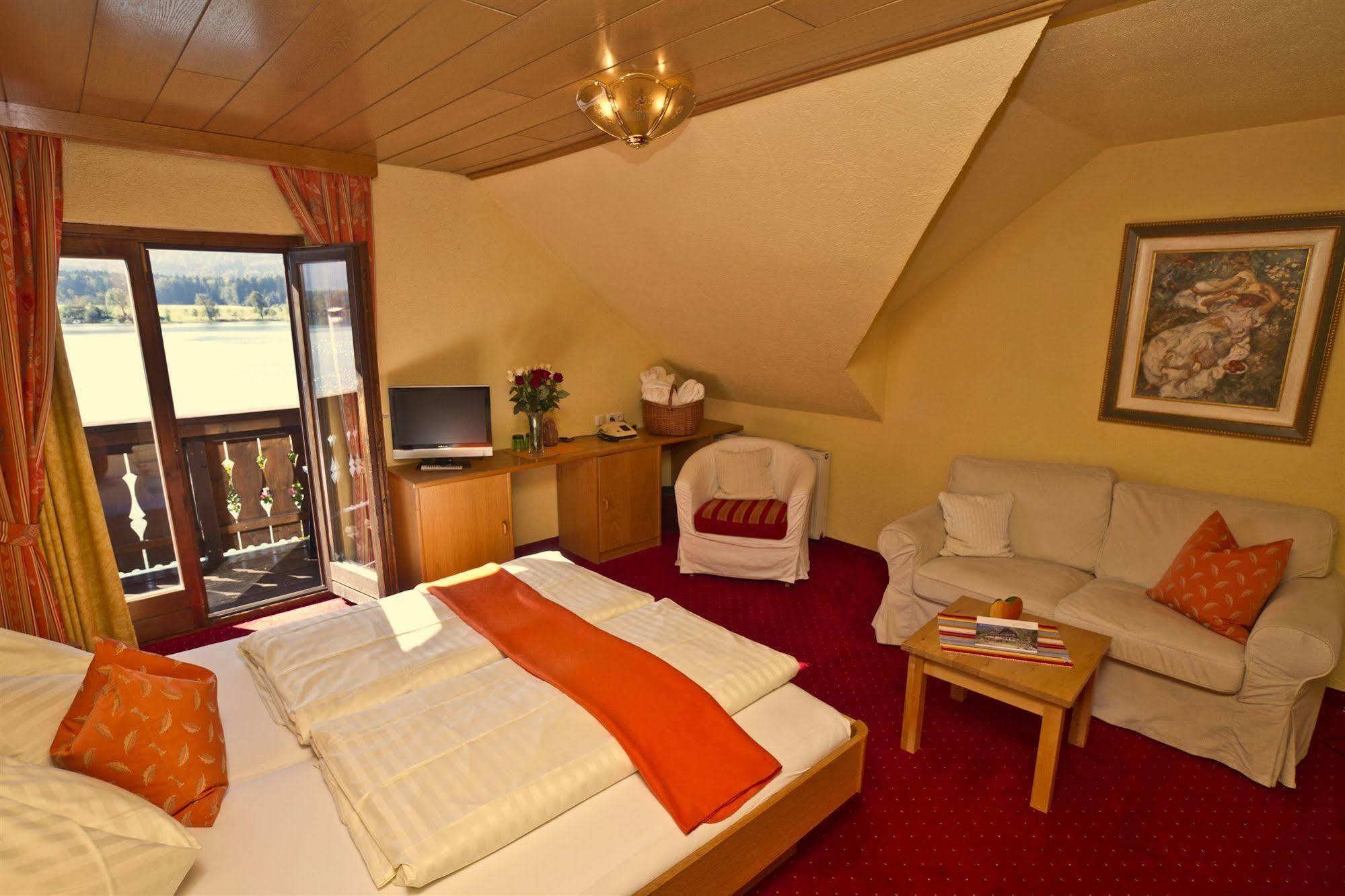 Hotel Seehang Garni Sankt Wolfgang im Salzkammergut Bagian luar foto